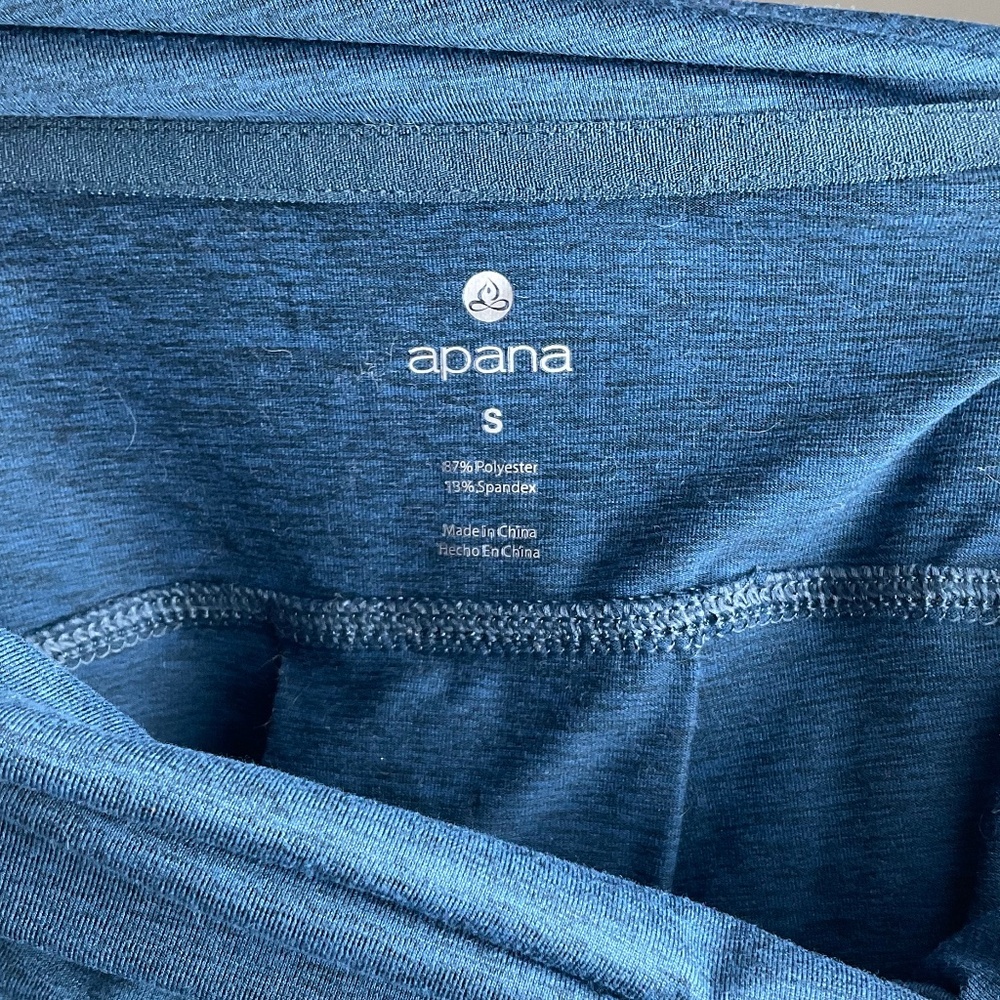 Apana Soft Sweater - Picture 3 of 3